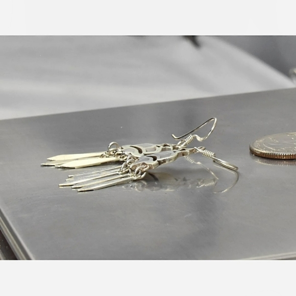 Beautiful Detailed Sterling Silver Mother of Pearl Dangle Earrings - 5.4g - Picture 2 of 3